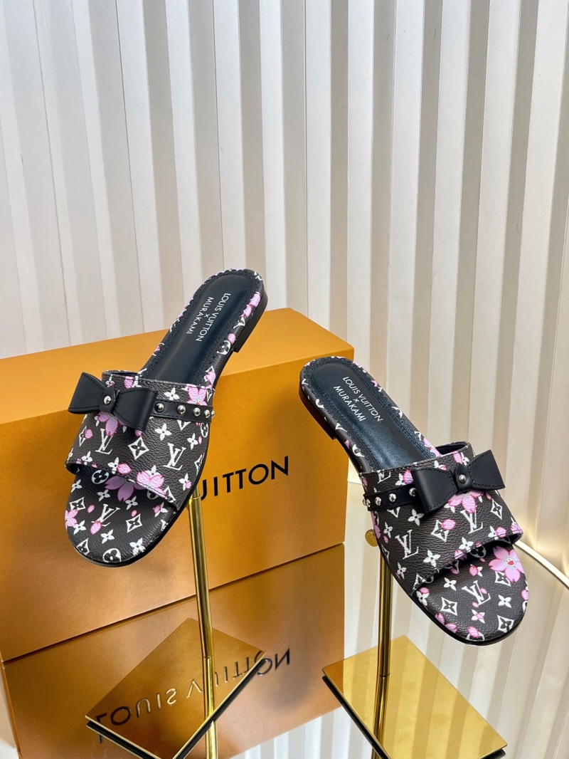 l0vis Vvtt0n slippers